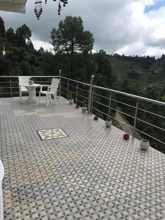 Ferienwohnung The Plum Mukteshwar Exterior foto